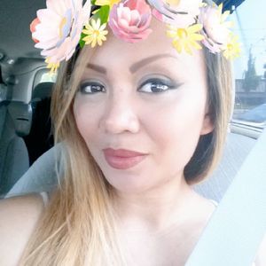 Meet your Posher, Emmylou